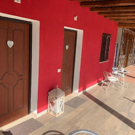 L'Oasi Di Ambra Hotel Ardea Ngoại thất bức ảnh
