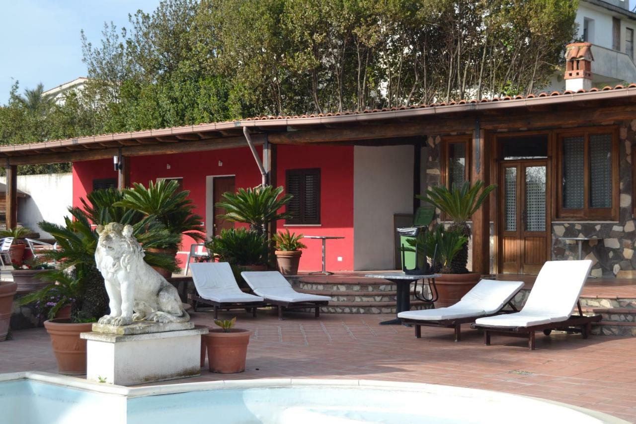 L'Oasi Di Ambra Hotel Ardea Ngoại thất bức ảnh