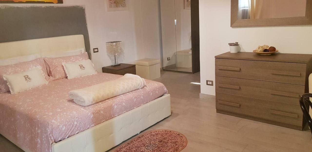 L'Oasi Di Ambra Hotel Ardea Ngoại thất bức ảnh