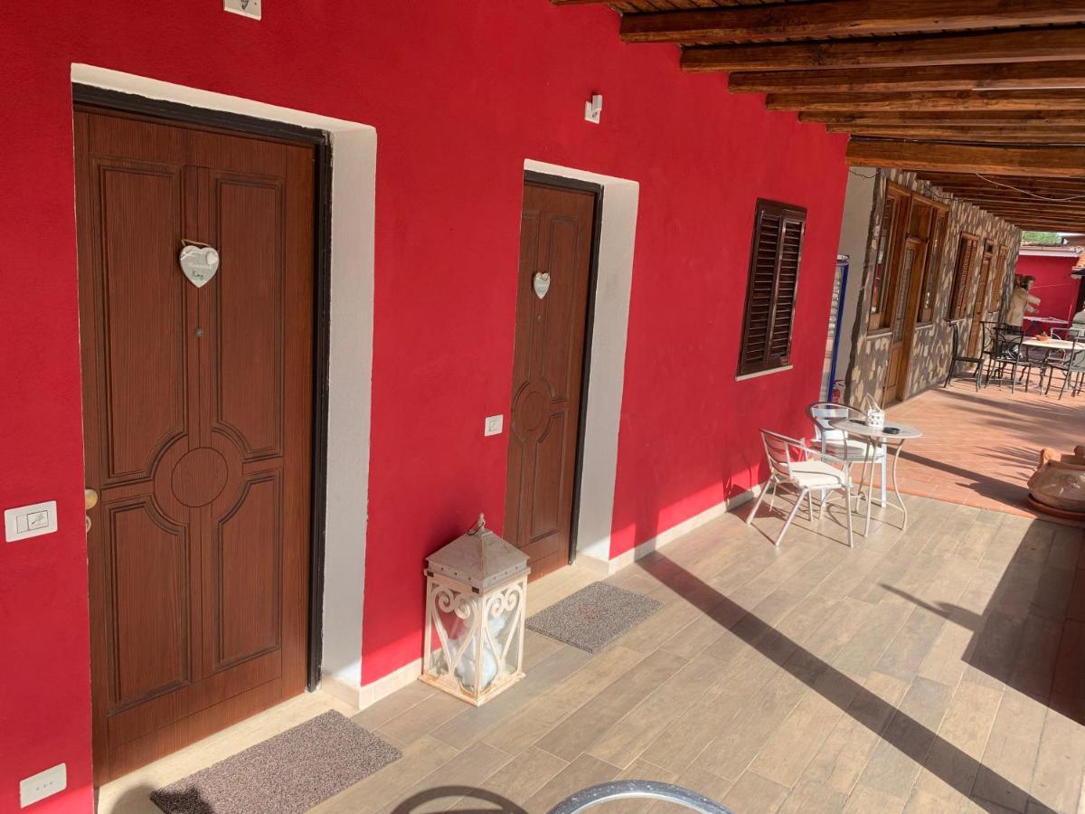 L'Oasi Di Ambra Hotel Ardea Ngoại thất bức ảnh